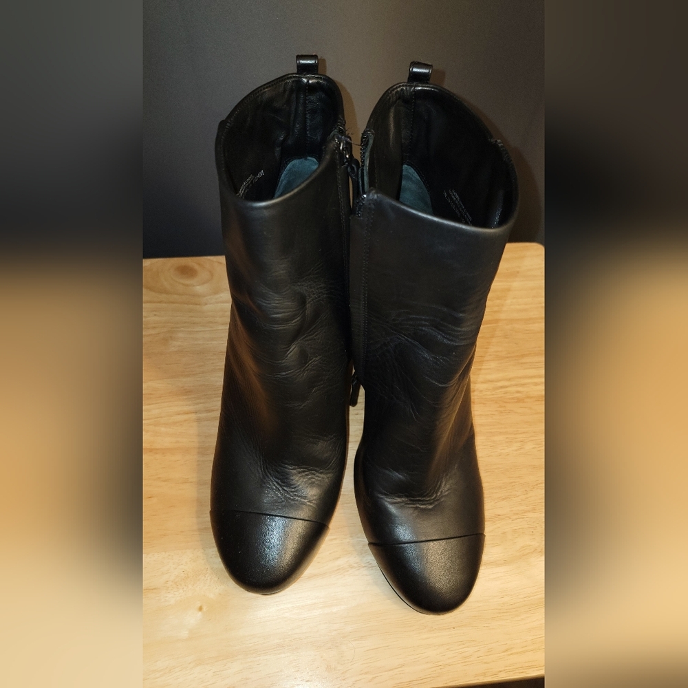 Tori Burch Grove Cap Toe Black Leather Boots
